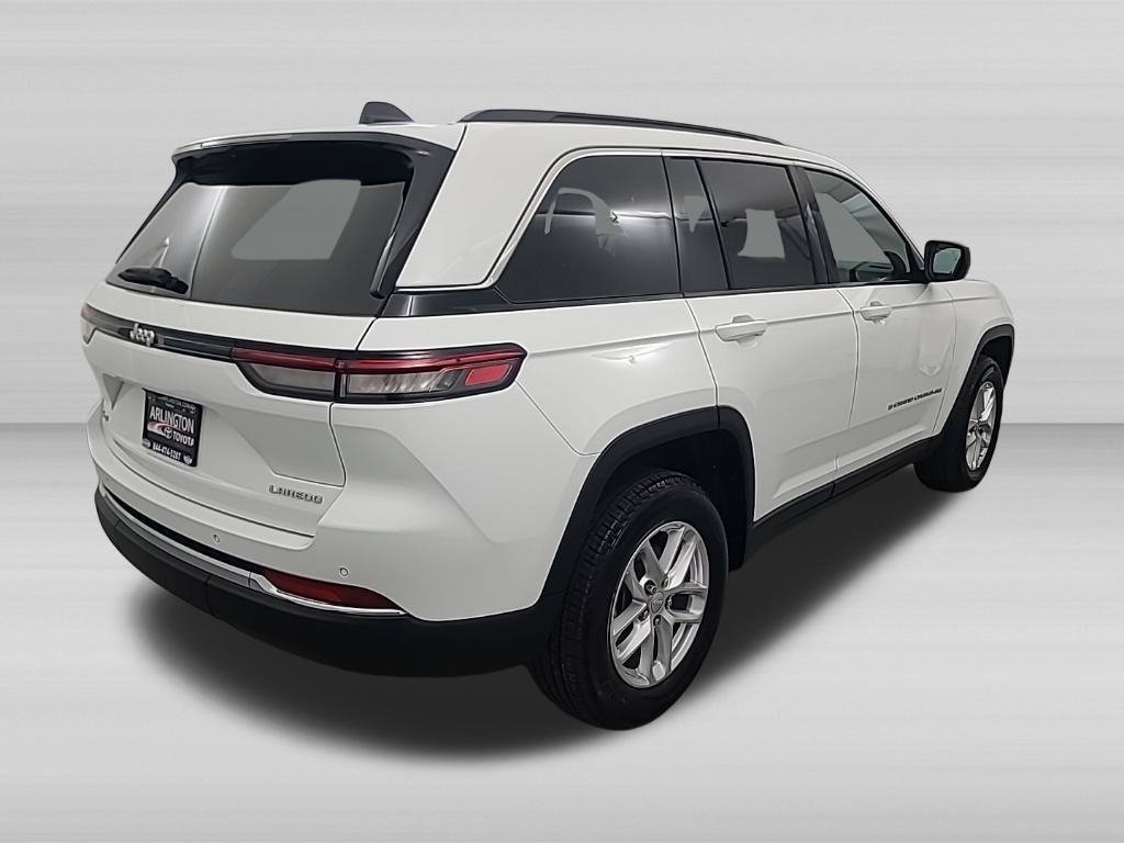 Used 2025 Jeep Grand Cherokee Laredo X w/ Luxury Tech Group I AWD/4WD image 5