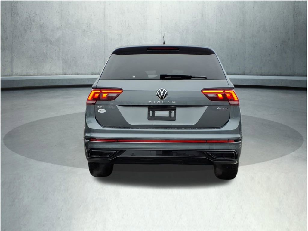 Used 2022 Volkswagen Tiguan SE R-Line image 5