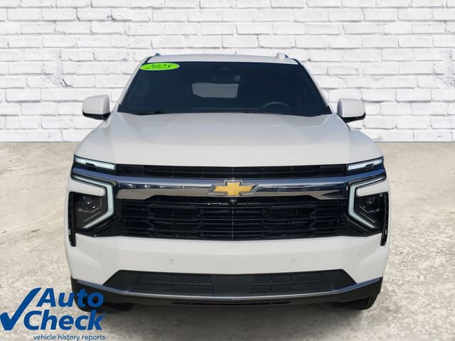 Used 2025 Chevrolet Suburban LS RWD image 5