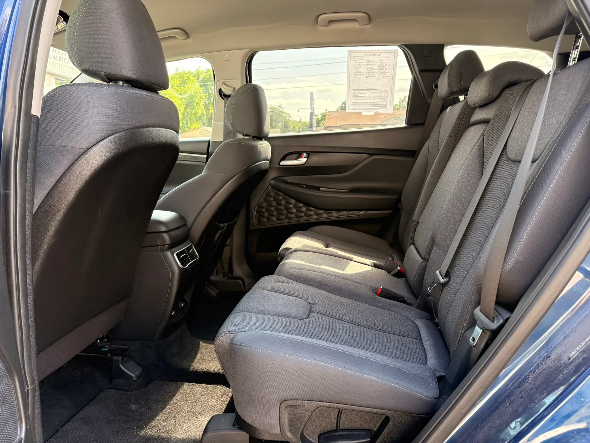 Used 2023 Hyundai Santa Fe SEL w/ Winter Weather Package AWD/4WD image 17