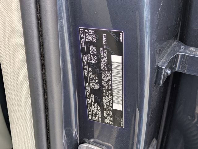 Used 2022 Volvo XC90 T6 Momentum w/ Advanced Package image 27