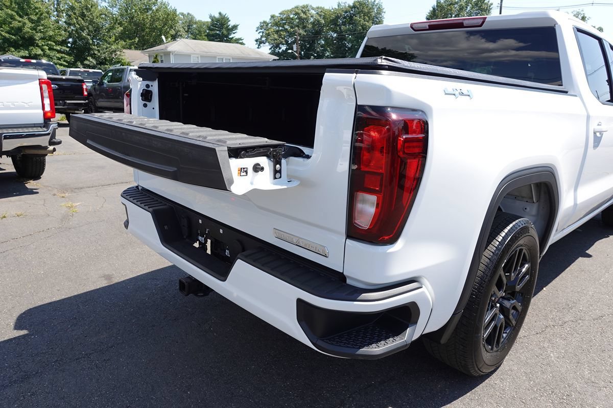 Used 2025 GMC Sierra 1500 Elevation AWD/4WD image 27