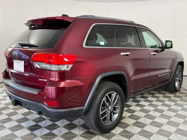 Used 2017 Jeep Grand Cherokee Limited w/ Luxury Group II image 4