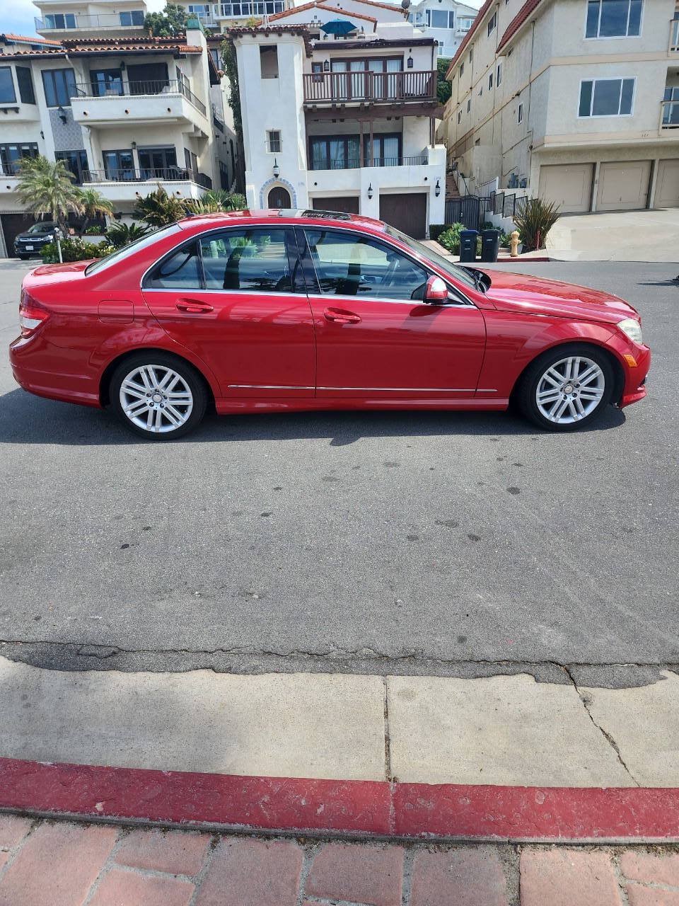 Used 2008 Mercedes-Benz C 300 Sedan image 7
