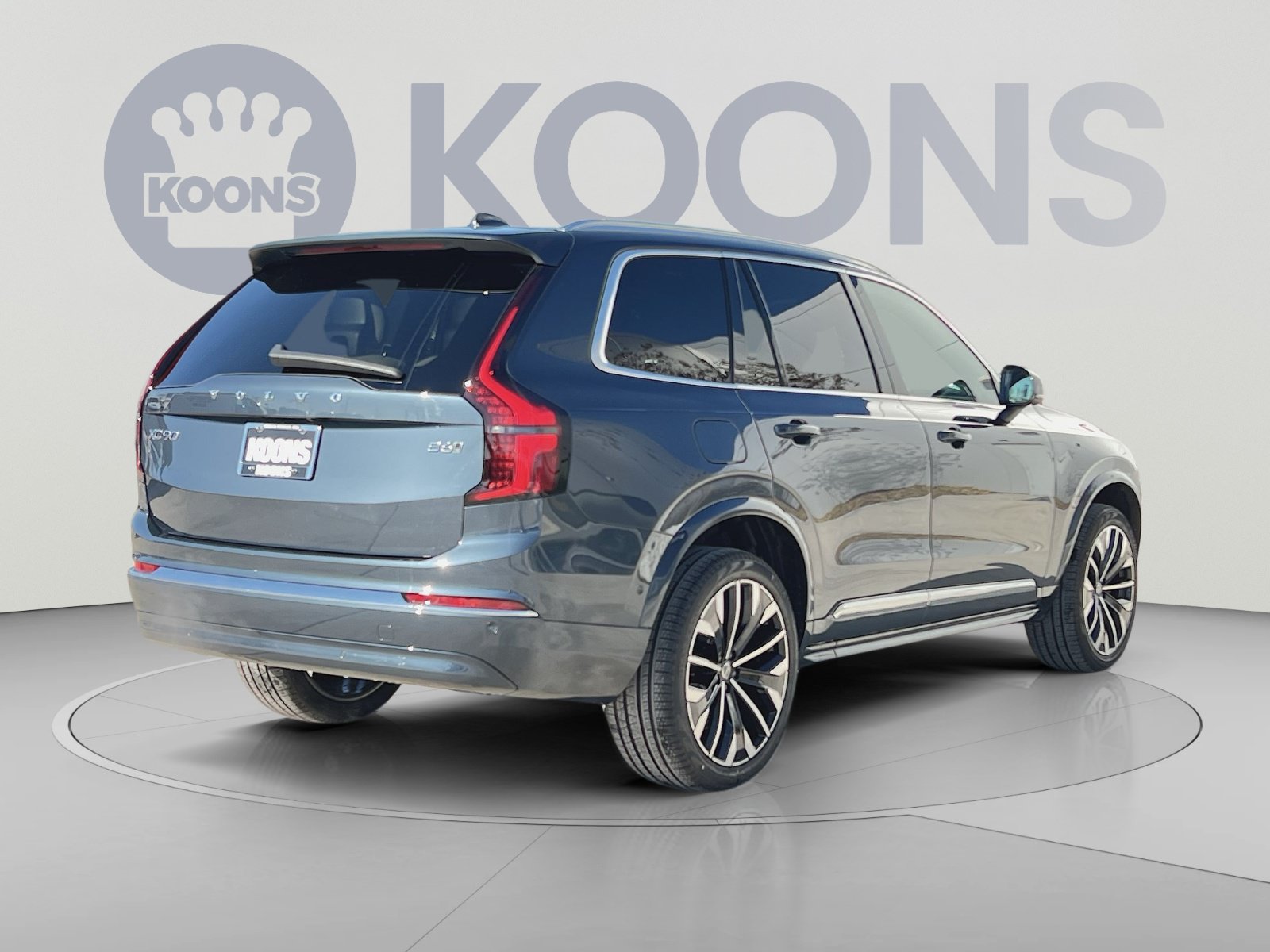 New 2026 Volvo XC90 B6 Plus w/ Protection Package Premier AWD/4WD image 16