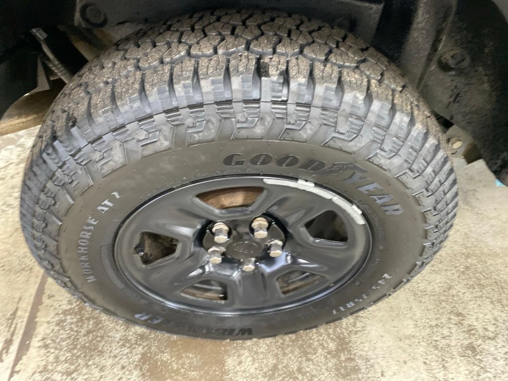 Used 2019 Jeep Wrangler Sport AWD/4WD image 14