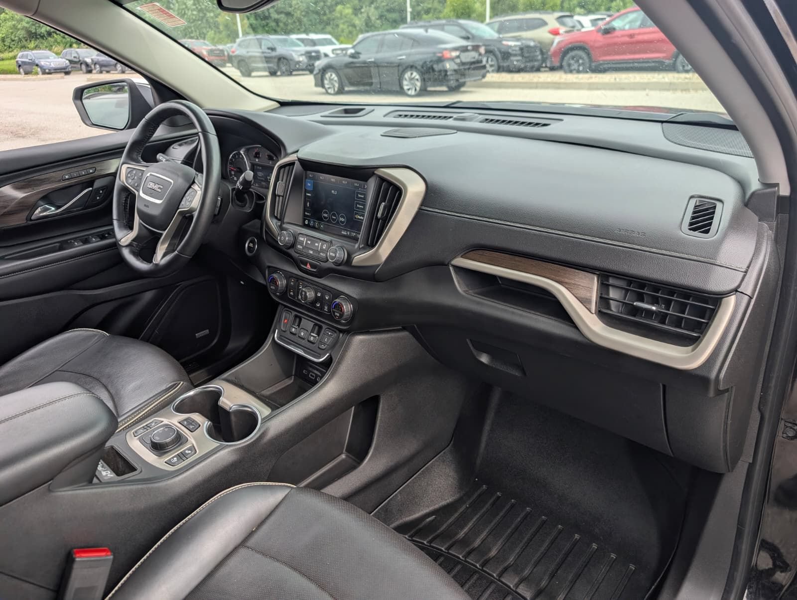 Used 2018 GMC Terrain Denali w/ Advanced Safety Package AWD/4WD image 28