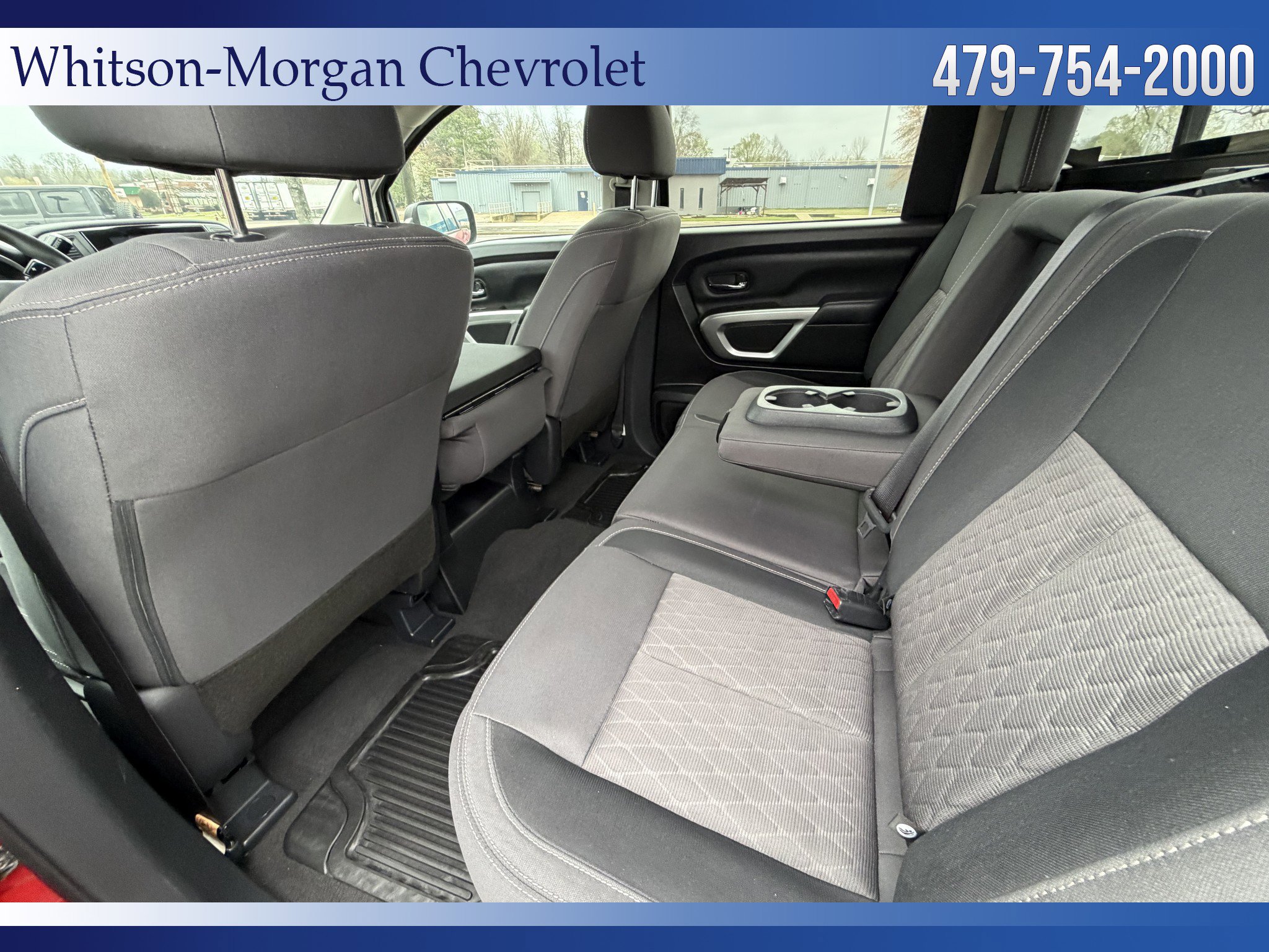 Used 2022 Nissan Titan SV image 34