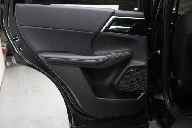 New 2026 Mitsubishi Outlander SE FWD image 26