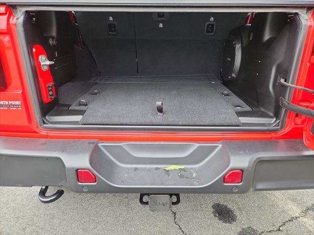 Certified 2022 Jeep Wrangler Unlimited Sahara w/ LED Lighting Group image 24