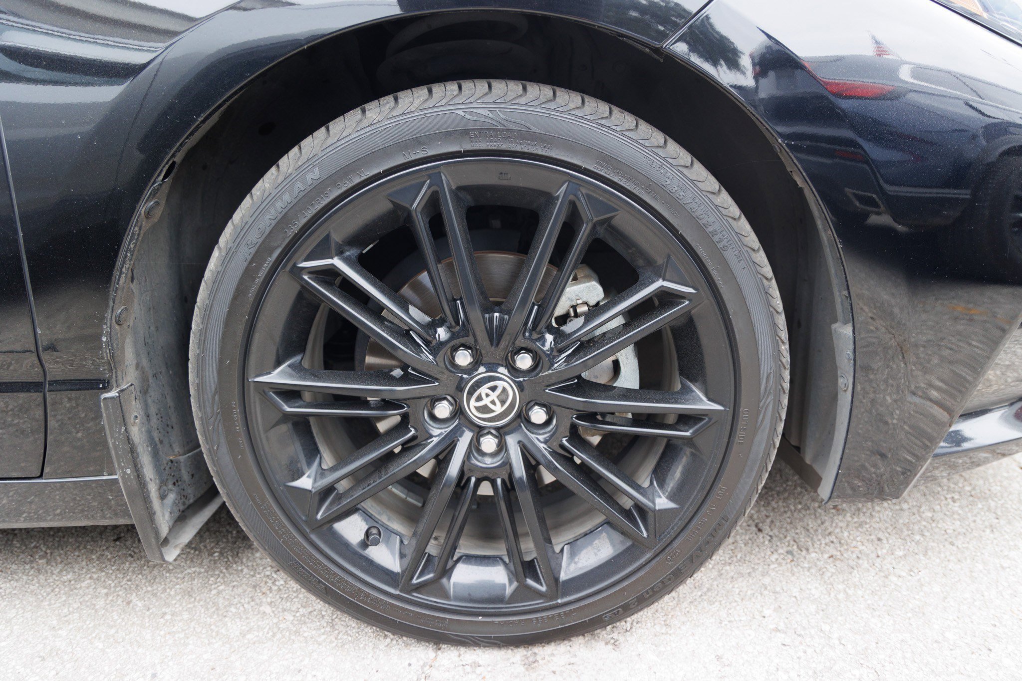 Used 2022 Toyota Avalon XSE image 13