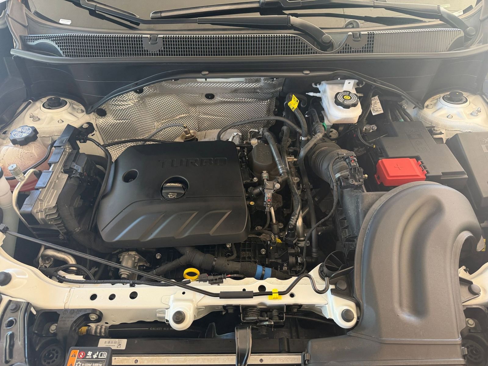 Used 2025 Buick Encore GX Preferred FWD image 31