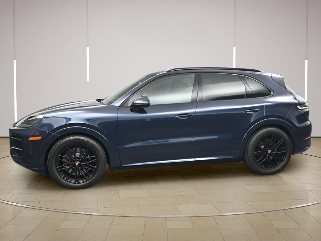 Certified 2026 Porsche Cayenne GTS AWD/4WD image 3