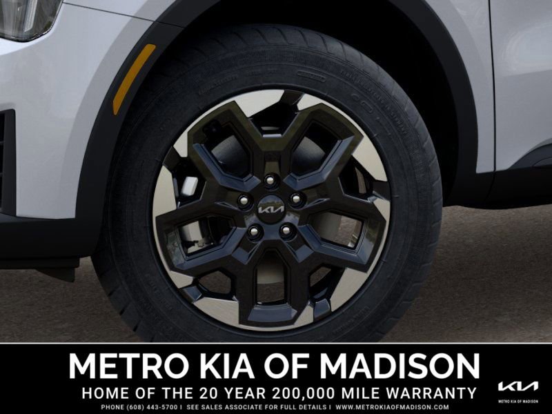 New 2026 Kia Sorento S image 9