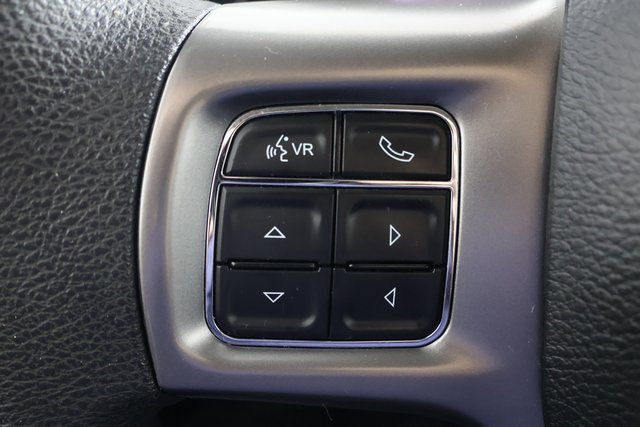 Used 2022 RAM 1500 Classic SLT image 11