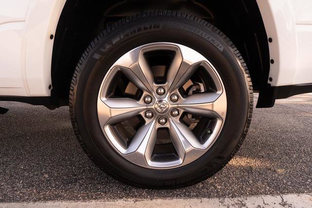 Used 2021 RAM 1500 Limited w/ Body Color Bumper Group image 42