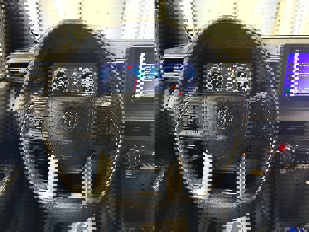 Used 2025 Toyota 4Runner TRD Off-Road image 19