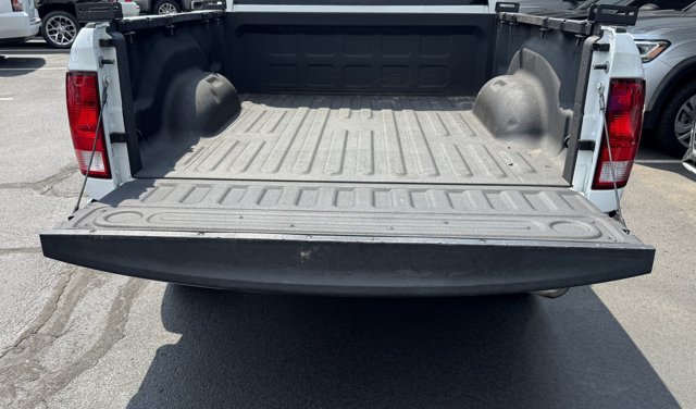 Used 2019 RAM 1500 Classic SLT AWD/4WD image 8