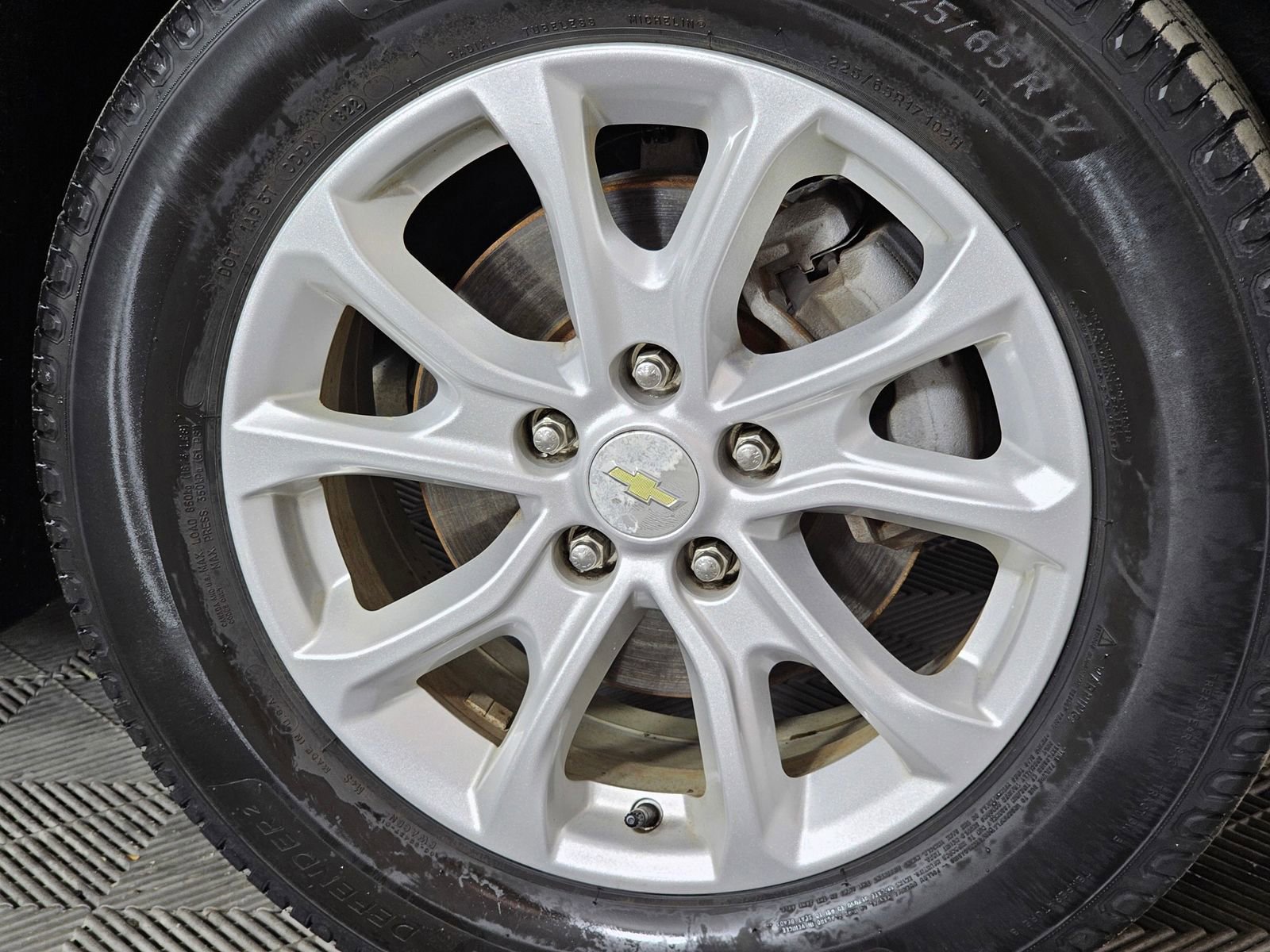 Used 2019 Chevrolet Equinox LT AWD/4WD image 8