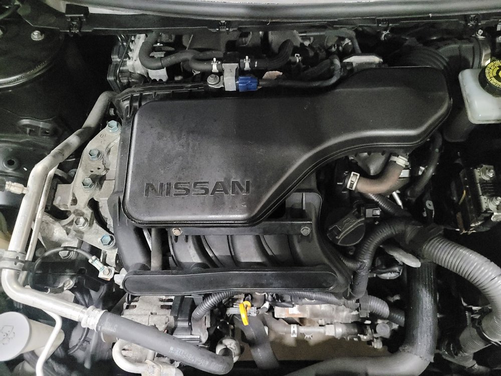 Used 2020 Nissan Rogue Sport S image 30