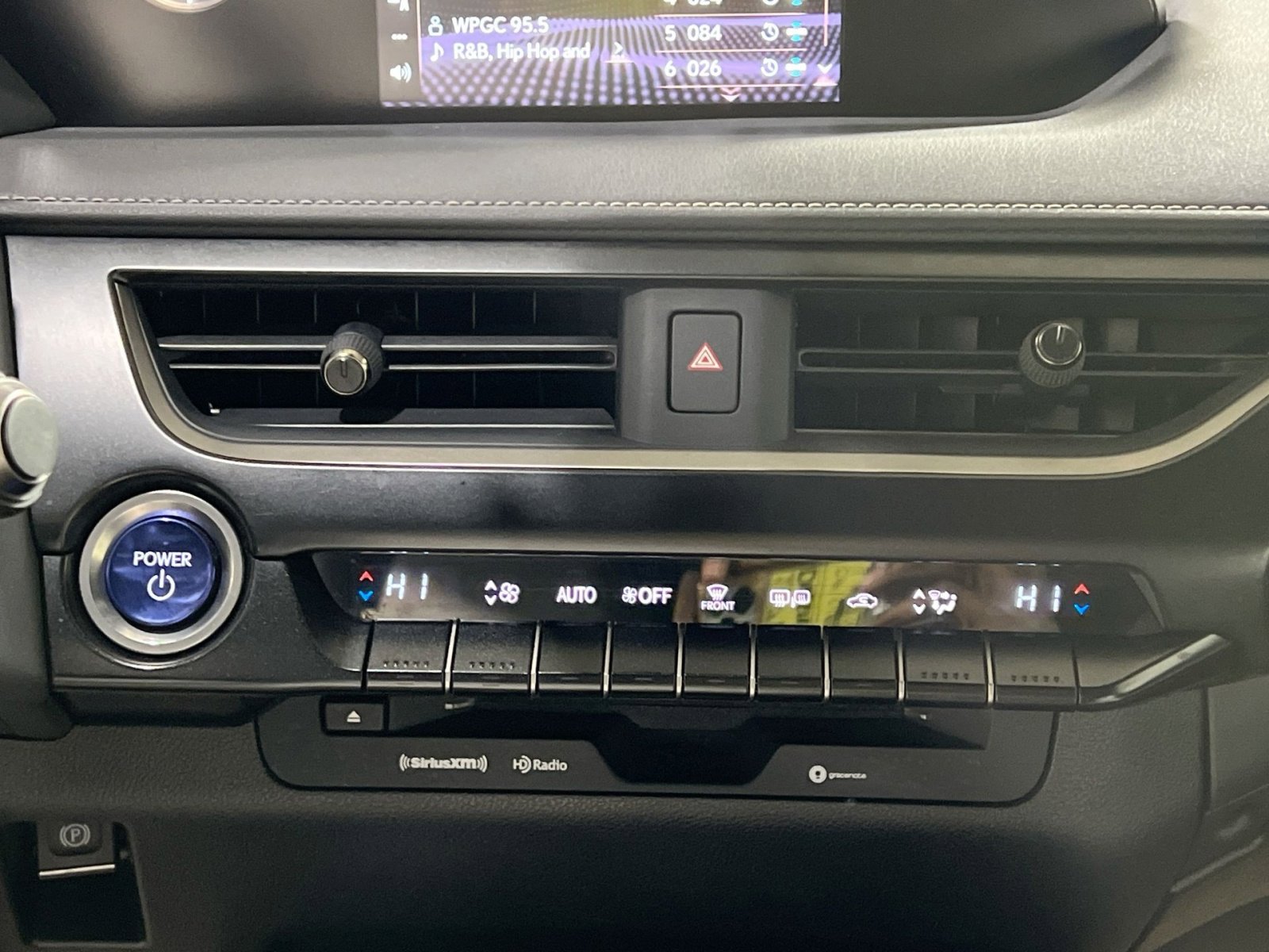 Used 2020 Lexus UX 250h w/ Accessory Package 2 image 19