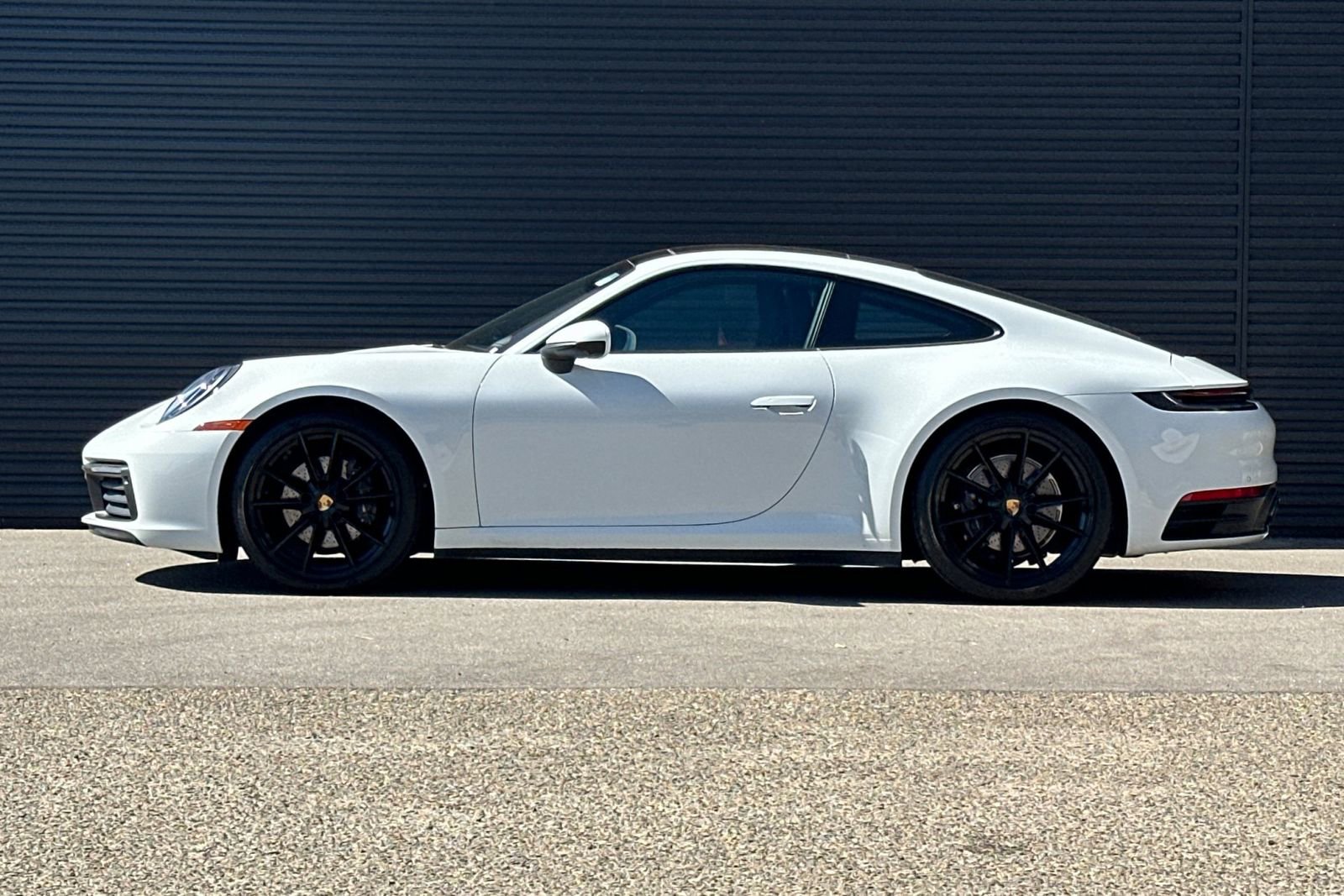 Certified 2022 Porsche 911 Carrera image 2