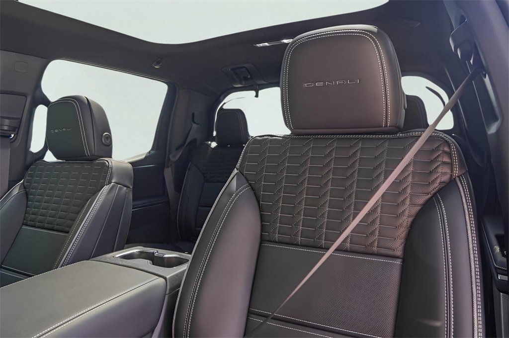 New 2025 GMC Sierra EV Denali image 10