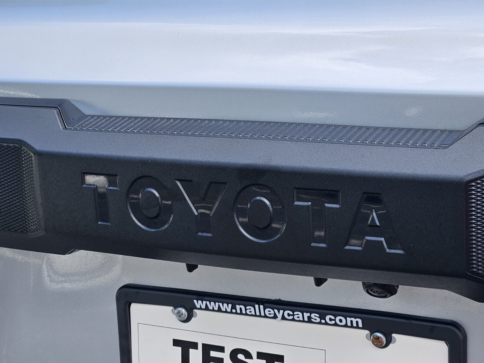 Certified 2025 Toyota 4Runner SR5 RWD image 27