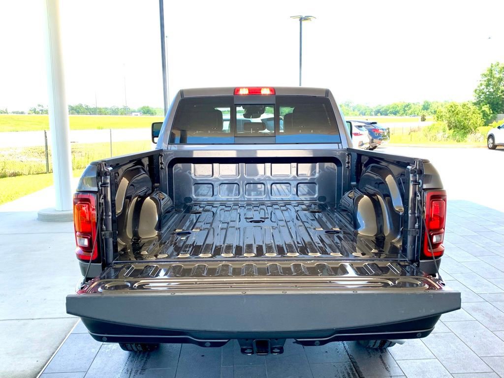 Used 2025 RAM 2500 Tradesman AWD/4WD image 14