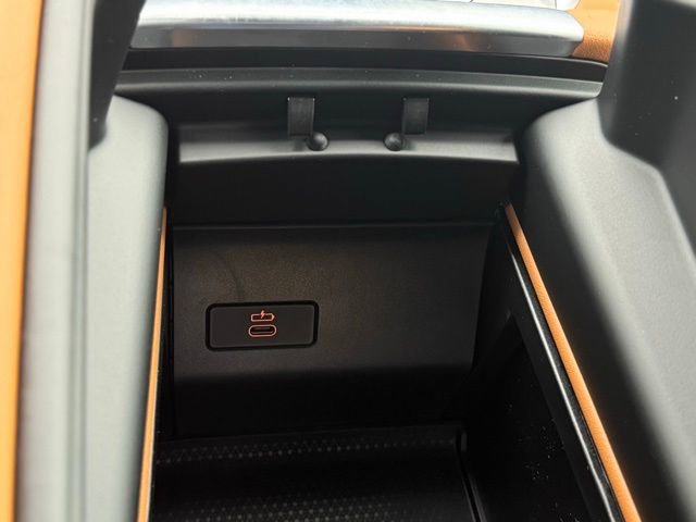 New 2026 BMW X5 xDrive50e w/ M Sport Package image 39