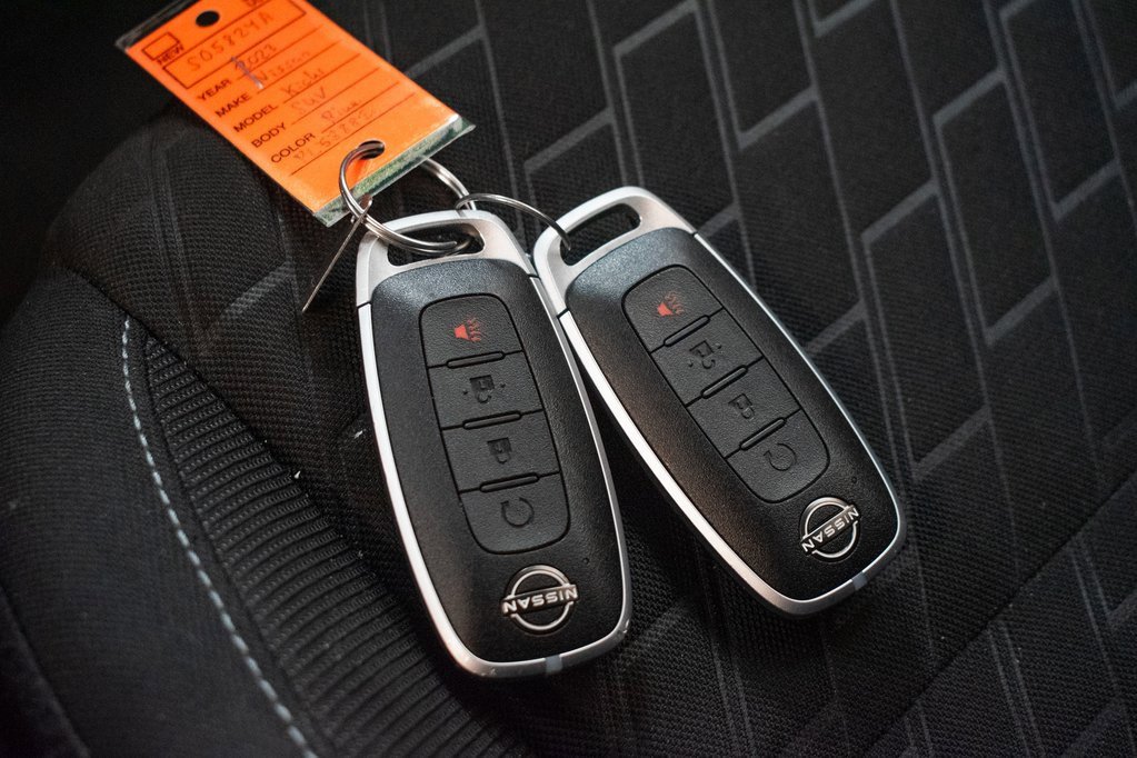 Used 2023 Nissan Kicks SV image 24