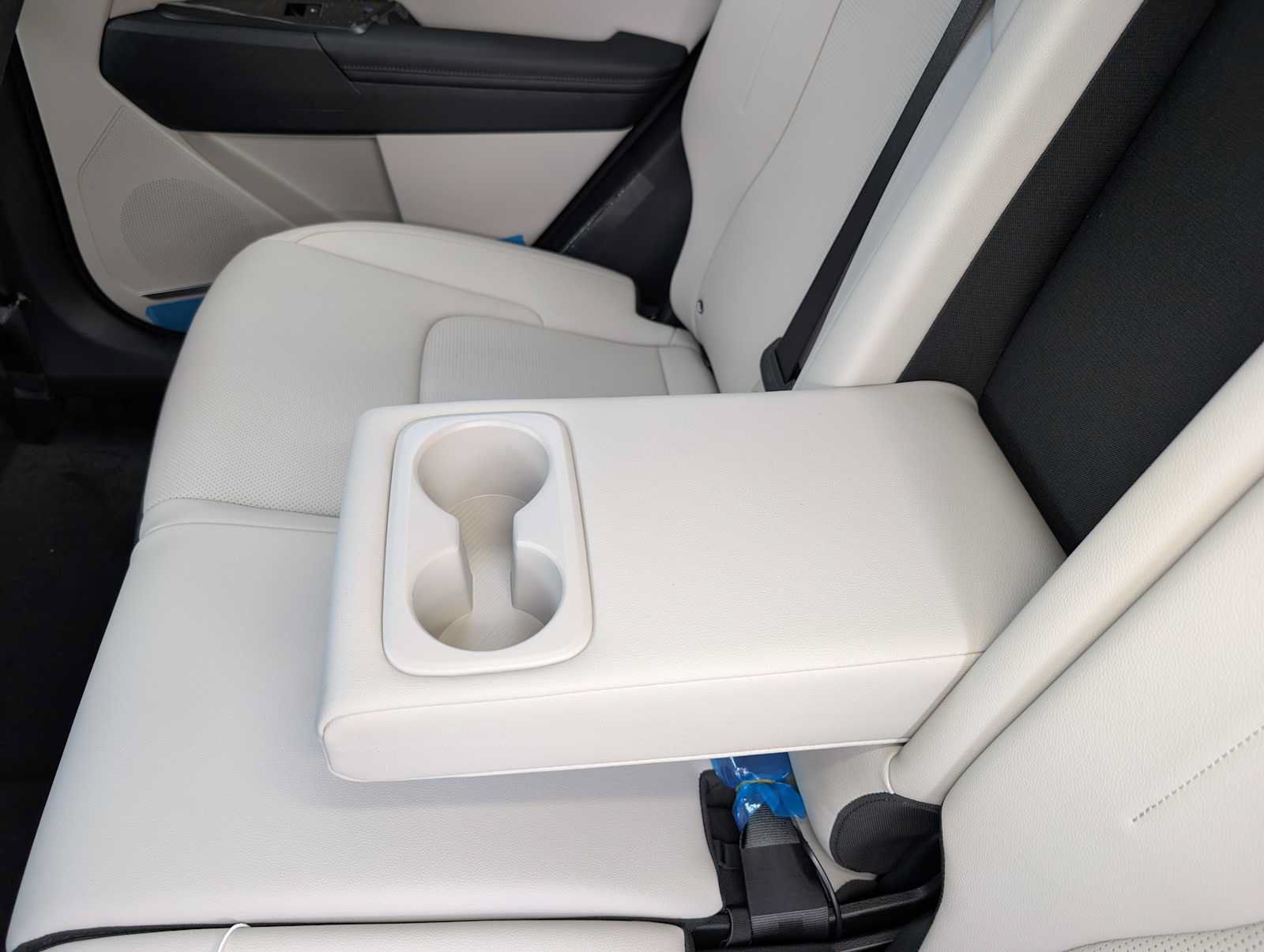 New 2026 Kia Sportage EX AWD/4WD image 16