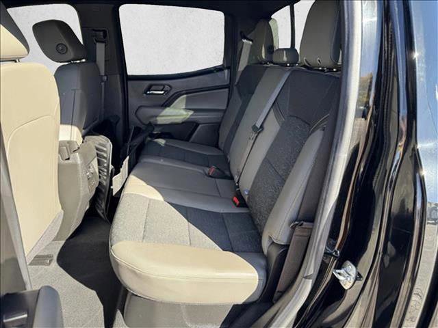 Used 2024 Chevrolet Colorado ZR2 w/ Safety Package image 17