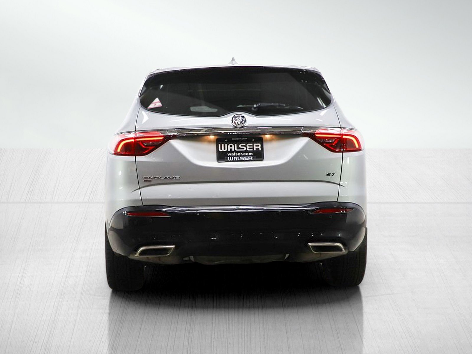 Used 2022 Buick Enclave Essence w/ Experience Buick Package image 4