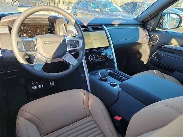 New 2025 Land Rover Discovery Dynamic SE AWD/4WD image 29
