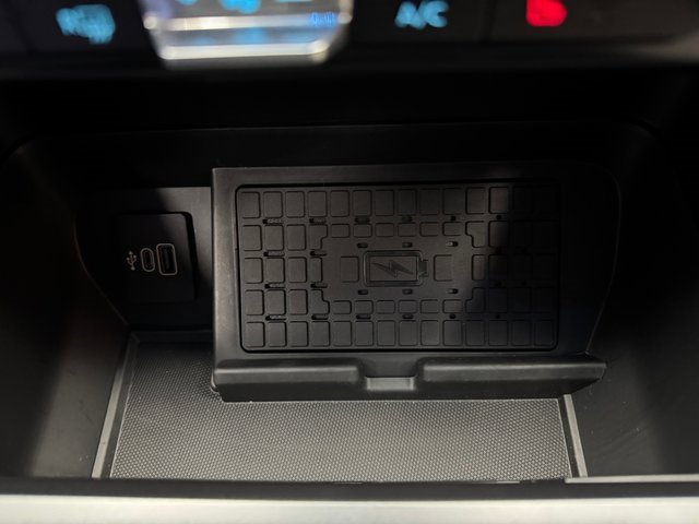 Certified 2025 Ford F150 XLT w/ Equipment Group 303A High image 18