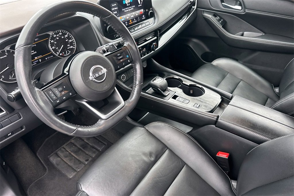 Used 2023 Nissan Rogue SL w/ SL Premium Package image 12