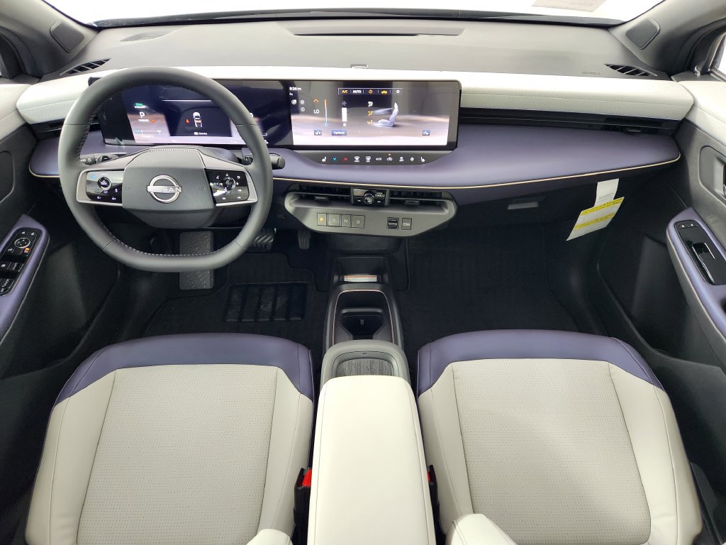 New 2026 Nissan Leaf SV+ w/ Floor Mat Package (SV+) FWD image 13