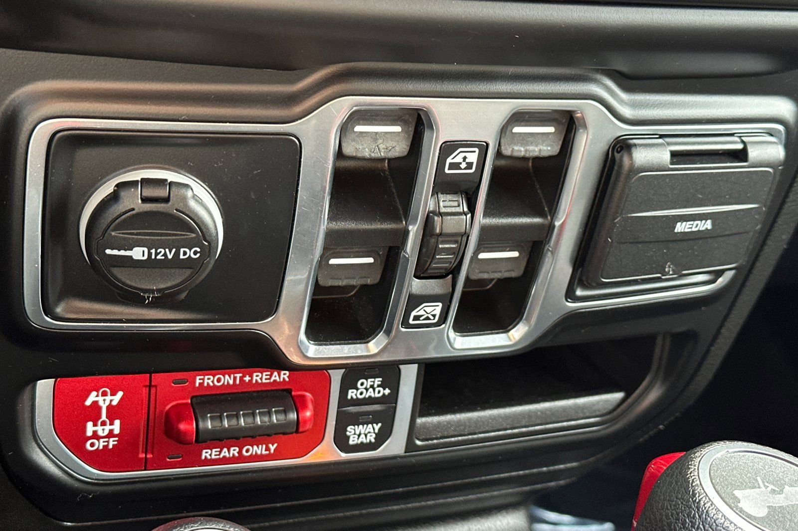 Used 2021 Jeep Wrangler Unlimited Rubicon image 32