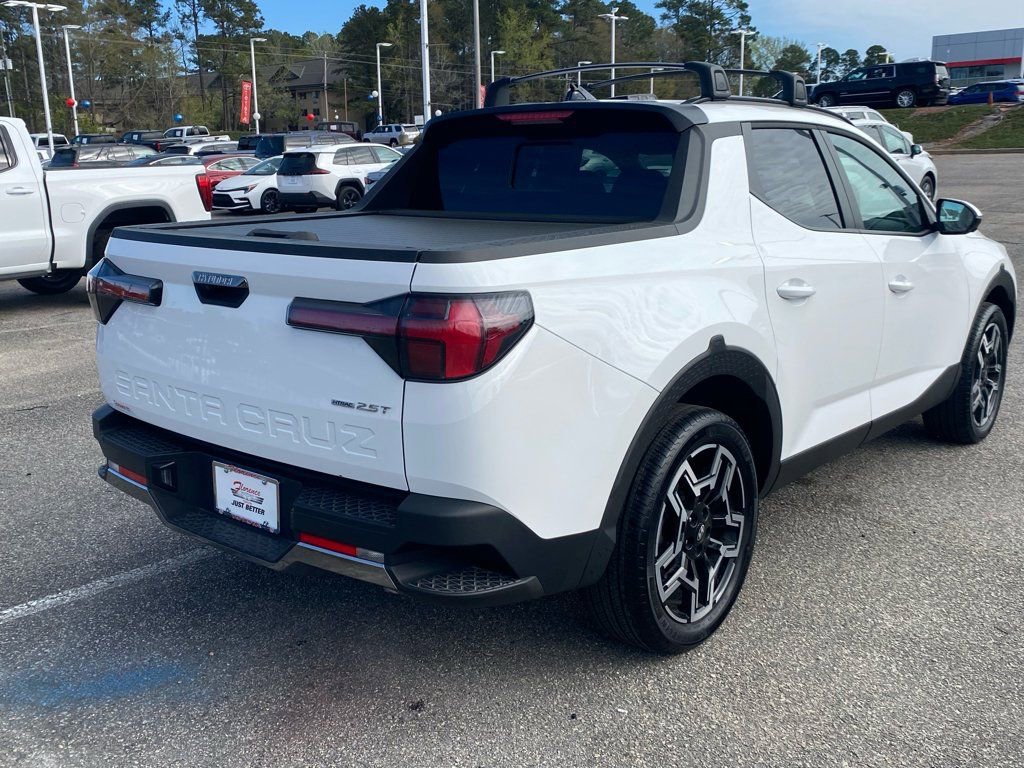 Used 2025 Hyundai Santa Cruz Limited AWD/4WD image 15