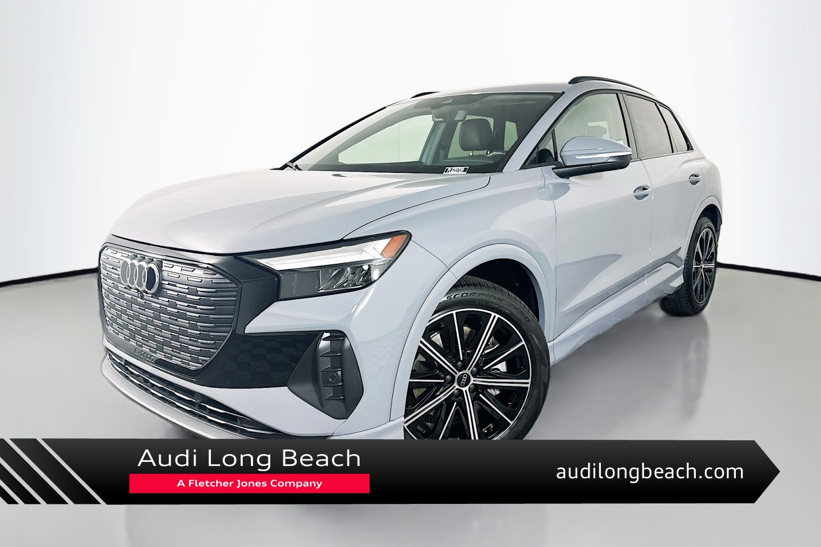 Used 2025 Audi Q4 e-tron Premium Plus w/ Premium Plus RWD image 1