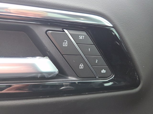 New 2026 Chevrolet Suburban High Country AWD/4WD image 12