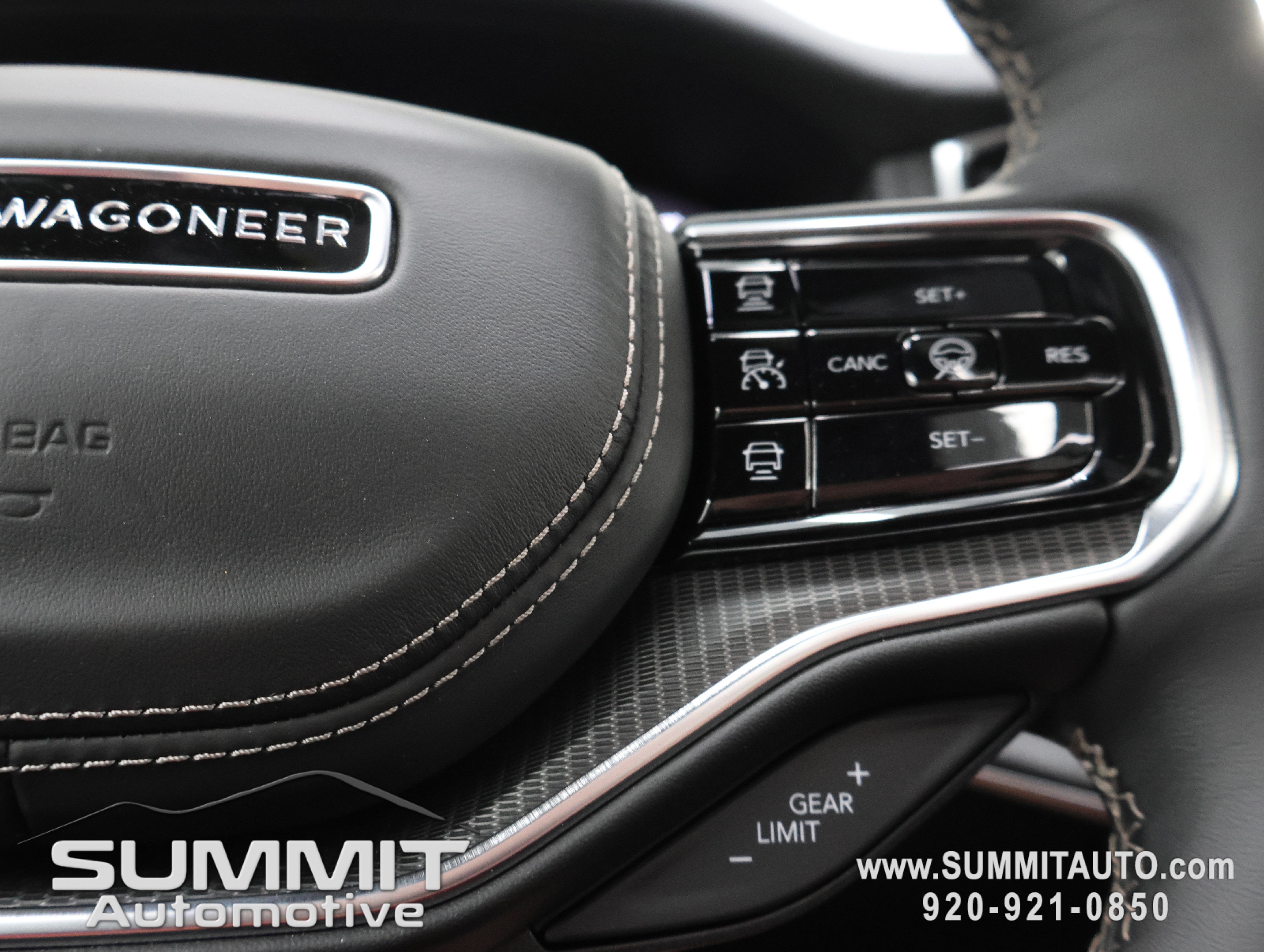 New 2026 Jeep Grand Wagoneer Summit AWD/4WD image 15