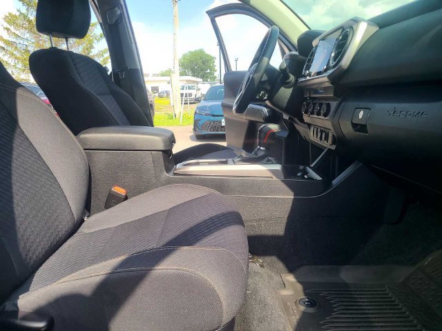 Used 2023 Toyota Tacoma 4x4 Double Cab w/ Trail Edition image 19