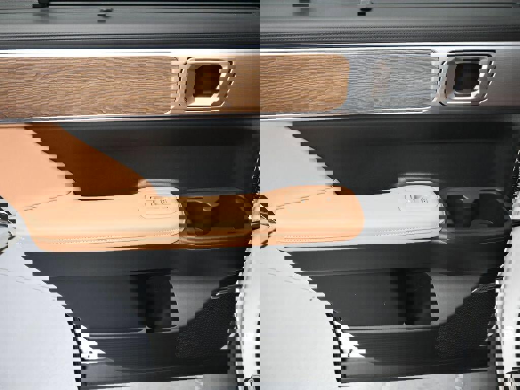 New 2026 Hyundai Santa Fe Calligraphy AWD/4WD image 23