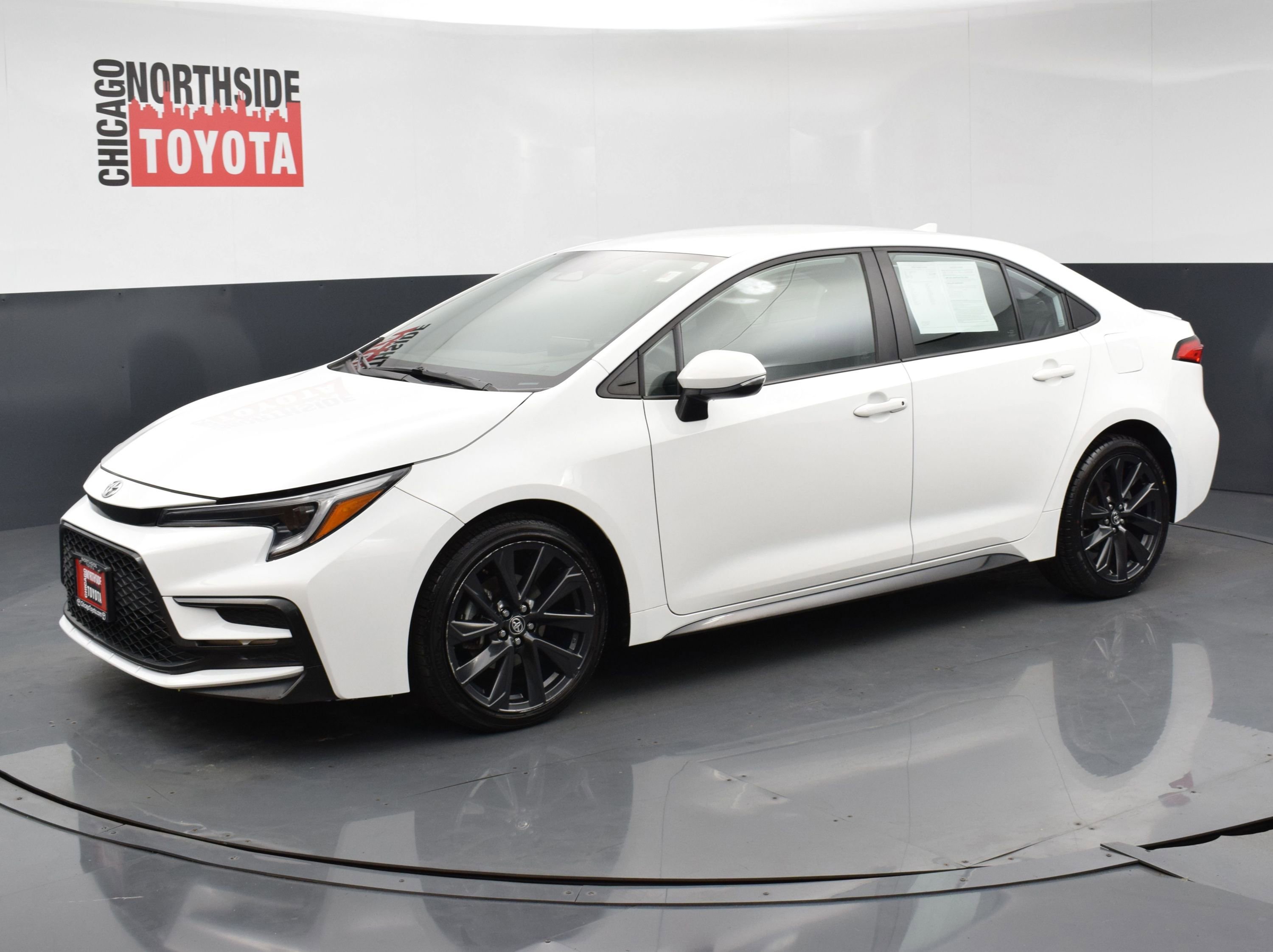 Used 2023 Toyota Corolla SE FWD image 8