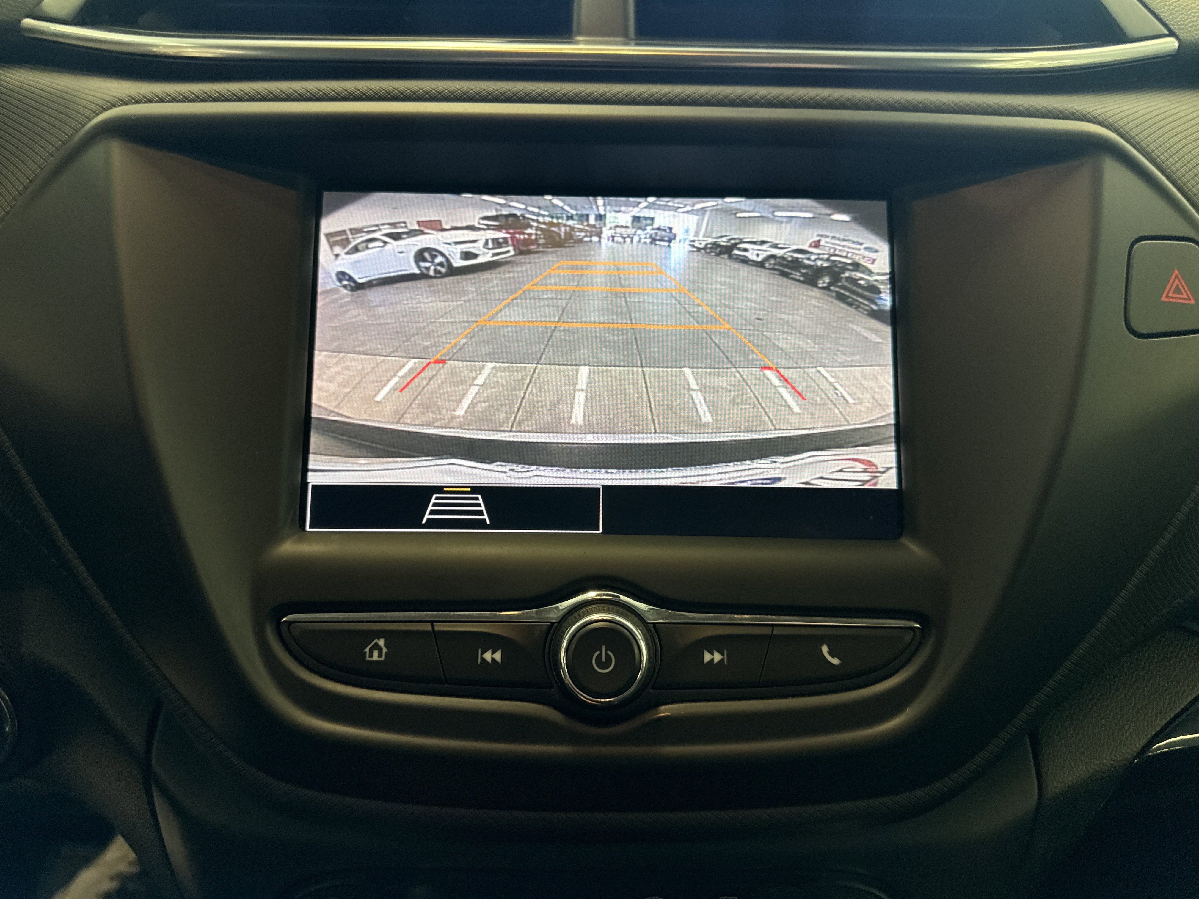 Used 2022 Chevrolet TrailBlazer LT image 29