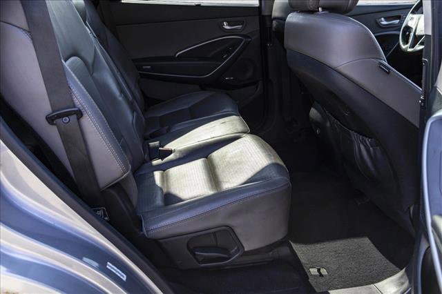 Used 2014 Hyundai Santa Fe GLS image 29