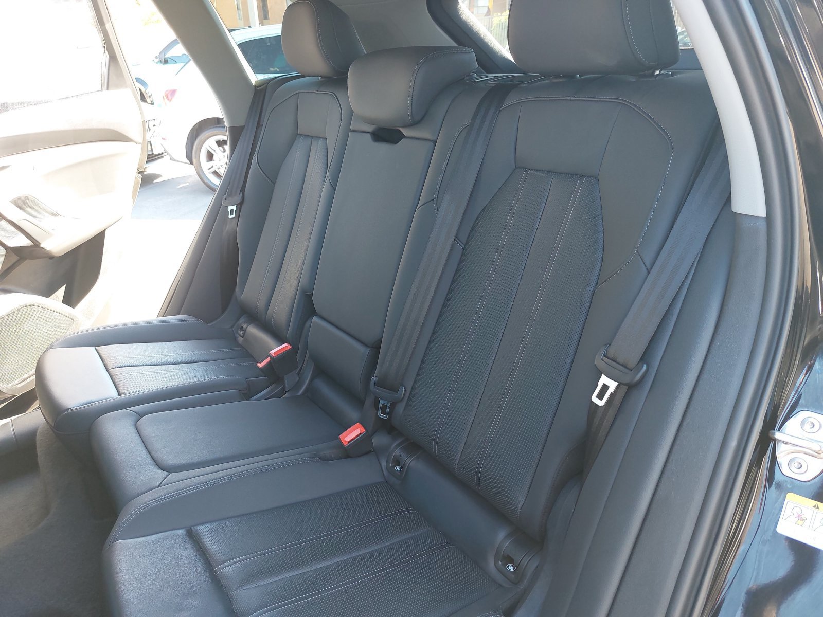 Used 2025 Audi Q5 Premium Plus w/ Premium Plus AWD/4WD image 14