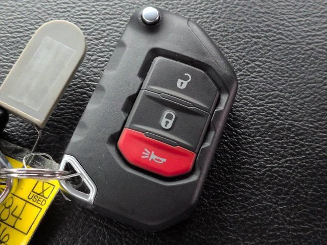 Used 2026 Jeep Wrangler Unlimited Sport AWD/4WD image 26